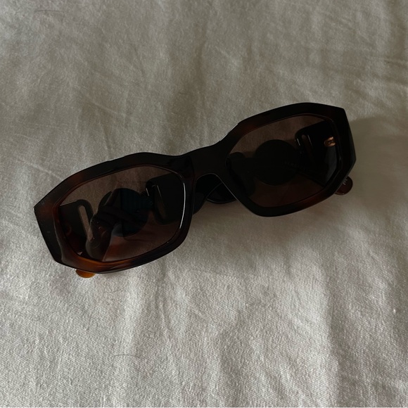 VERSACE MEDUSA BIGGIE SUNGLASSES HAVANA TORTOISE SHELL - Picture 1 of 5